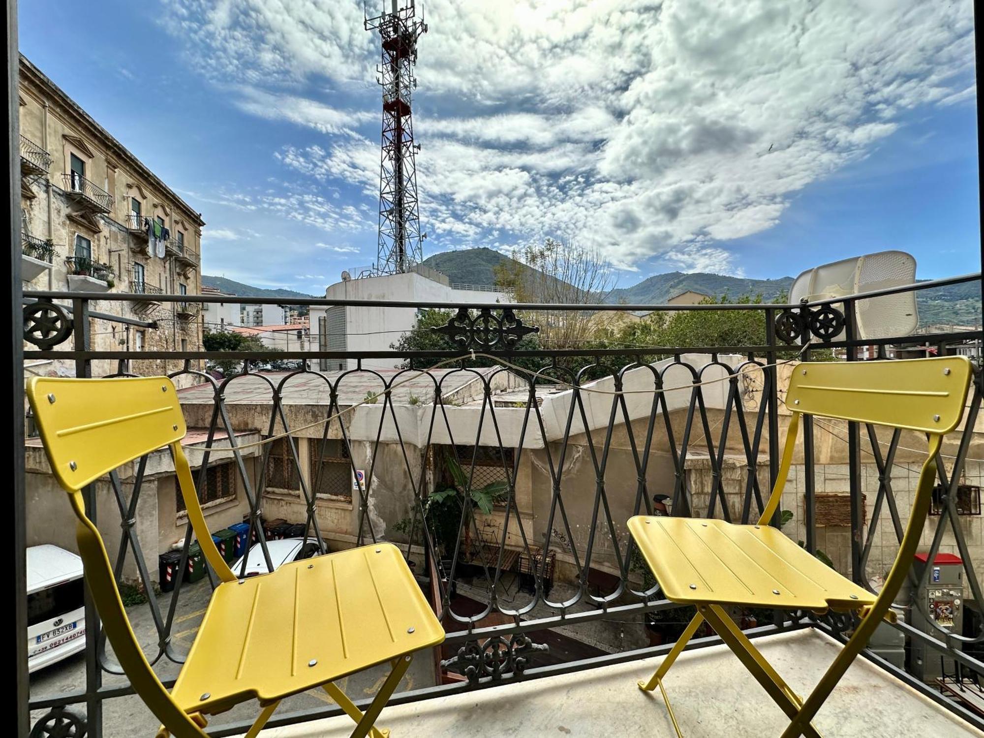 Casa Giramondo By Housilia Villa Cefalu Exterior photo